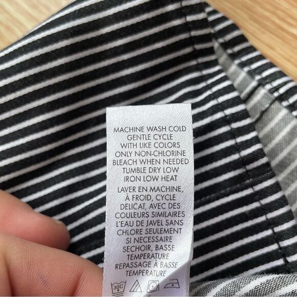 Calvin Klein Women’s Black/White Blouse - Size: Medium - Picture 6 of 8